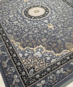 فرش ماشینی ۵۰۰ شانه کاشان طرح تاج طوسی طلاکوب – فرش راحیل