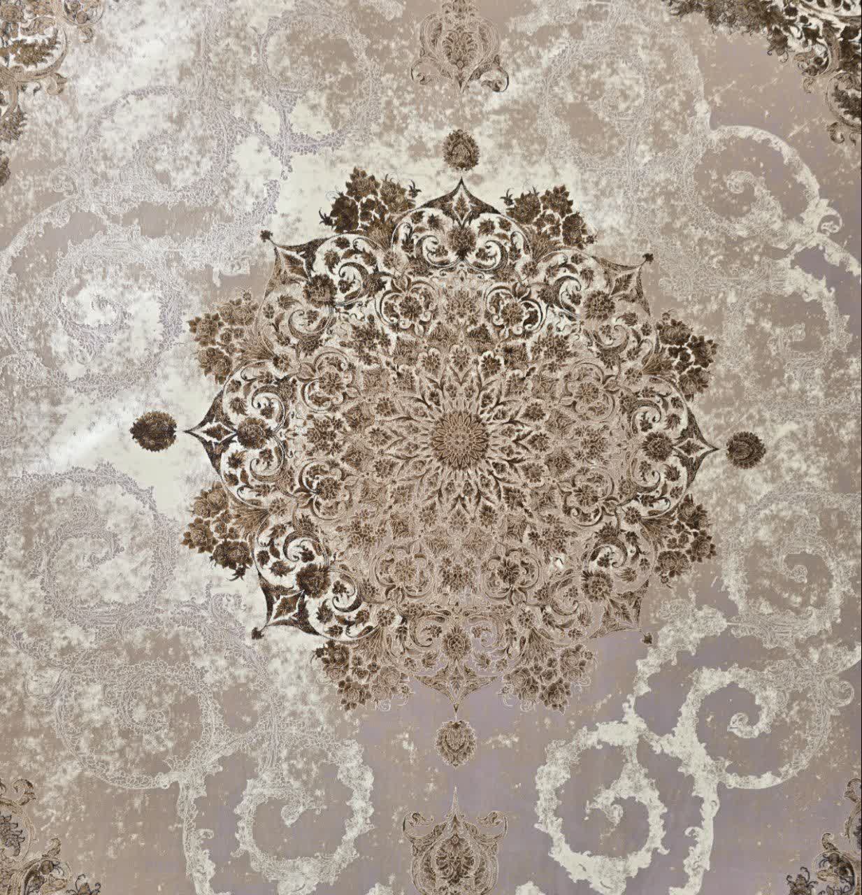 فرش ماشینی ۱۲۰۰ شانه کاشان طرح صبا گل برجسته رنگ نقره ای نسکافه ای