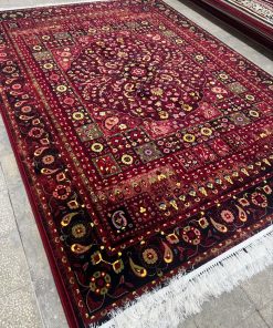 فرش ماشینی ۷۰۰ شانه کاشان طرح یاقوت لاکی – فرش راحیل