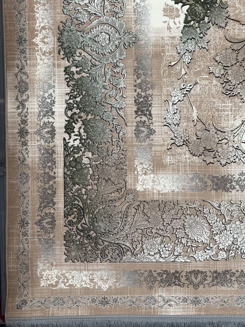 فرش ۱۲۰۰ شانه کاشان طرح وینتیج افشان نسکافه‌ای سبز اکریلیک