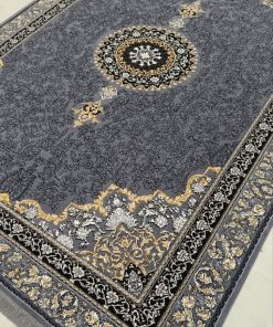فرش ماشینی 500 شانه کاشان طرح تاج طوسی تراکم 1800 لچک و ترنج طلایی
