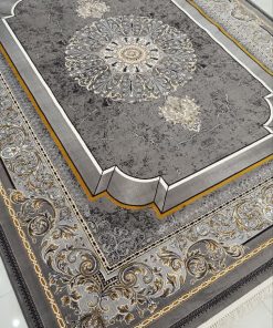 فرش ماشینی 700 شانه کاشان طرح موج زمینه طوسی مدرن با حاشیه طلایی