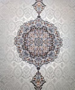 فرش ماشینی 700 شانه کاشان طرح هالیدی زمینه نقره ای 10 رنگ