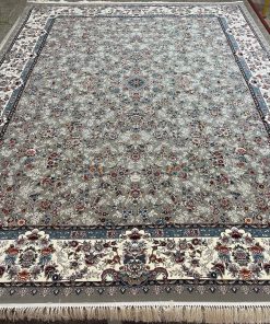 فرش ماشینی 700 شانه کاشان طرح آرمیتا زمینه فیلی طوسی افشان تراکم 2550
