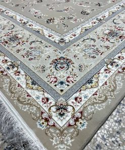 فرش ماشینی ۱۲۰۰ شانه طرح افشاری بژ گل برجسته کاشان