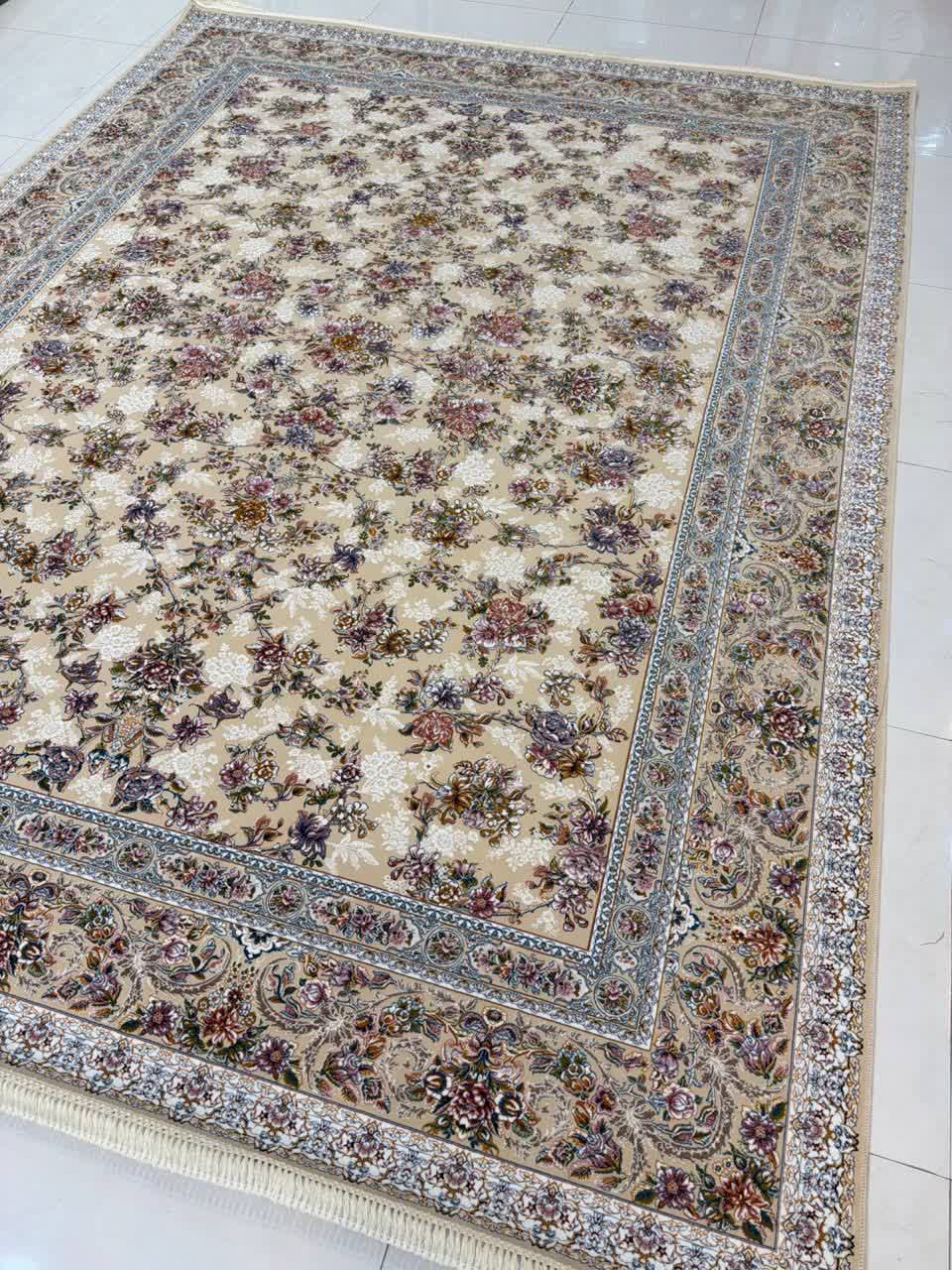 فرش ماشینی 1200 شانه طرح افشان بهشت بژ گل برجسته کاشان تراکم 3600