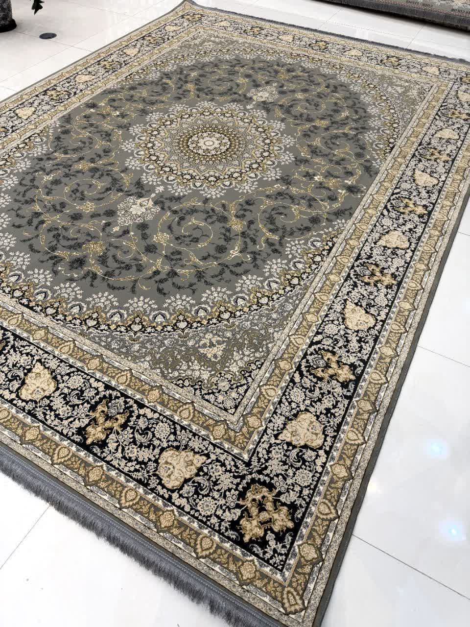 فرش ماشینی 1200 شانه کاشان طرح اوان دودی گل برجسته تراکم 3600