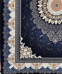 فرش ماشینی ۷۰۰ شانه طرح دلاریس سرمه‌ای کاشان تراکم ۲۵۵۰