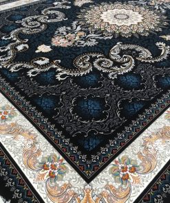 فرش ماشینی 700 شانه کاشان طرح روژین زمینه سرمه‌ای تراکم 2550