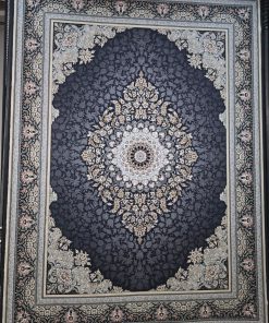 فرش ماشینی ۷۰۰ شانه کاشان طرح رویا دودی تیره ترنج دار تراکم ۲۲۵۰
