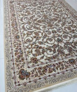 فرش ماشینی 1200 شانه کاشان طرح ساناز کرم بژ گل برجسته تراکم 3600