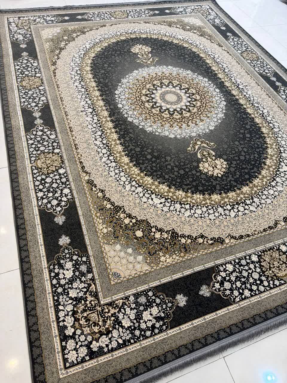 فرش ماشینی 1200 شانه کاشان طرح صدرا دودی ترنج دار گل برجسته