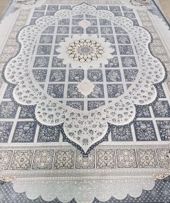فرش ماشینی 700 شانه کاشان طرح مانلی زمینه دودی خشتی