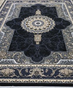 فرش ماشینی ۷۰۰ شانه کاشان طرح نسیم زمینه سرمه‌ای ۱۰ رنگ