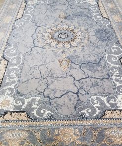 فرش ماشینی 700 شانه طرح نسیم نقره‌ای وینتیج کاشان تراکم 2550
