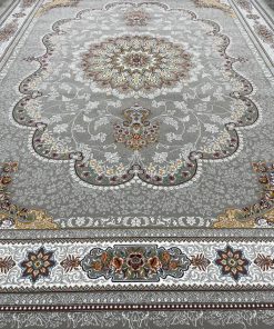 فرش ماشینی 700 شانه کاشان طرح ویانا زمینه فیلی لچک ترنج تراکم 2550