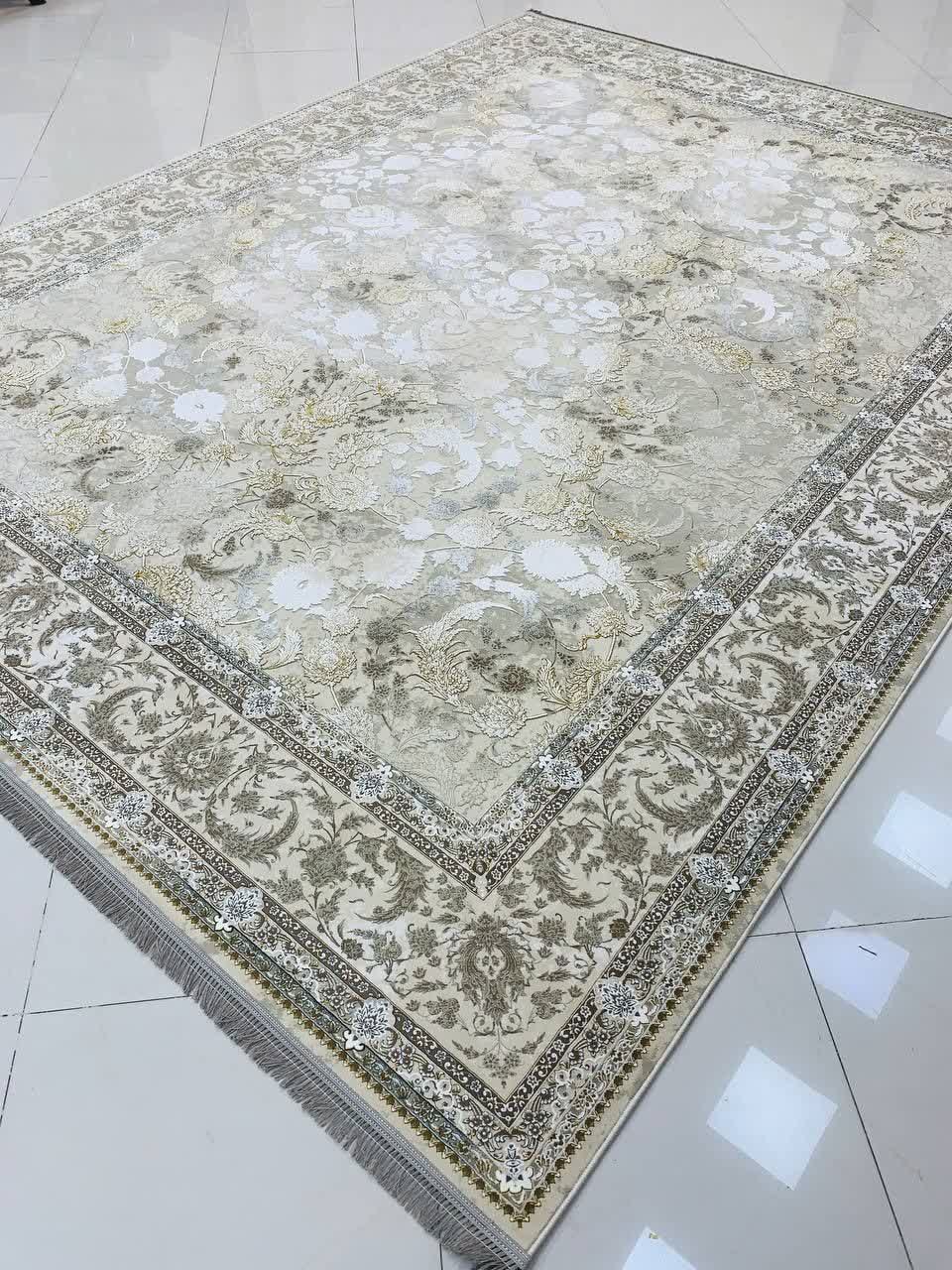 فرش ۱۲۰۰ شانه کاشان طرح پریناز صدفی گل برجسته تراکم ۳۶۰۰
