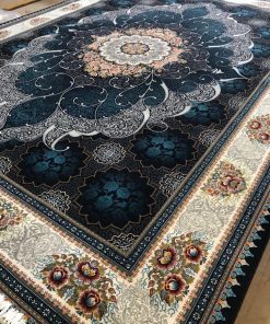 فرش ماشینی 700 شانه کاشان طرح چکاوک زمینه سرمه‌ای لچک ترنج تراکم 2550