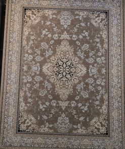 فرش ماشینی 700 شانه کاشان طرح ژینو زمینه کرم شکلاتی 10 رنگ