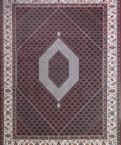 فرش ماشینی 700 شانه کاشان طرح بیجار زمینه لاکی حاشیه کرم