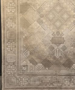فرش ماشینی 1200 شانه کاشان طرح وینتیج خشتی کرم نسکافه ای گل برجسته