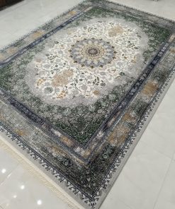 فرش ماشینی 700 شانه کاشان طرح وینتیج عروس کرم سبز تراکم 2250
